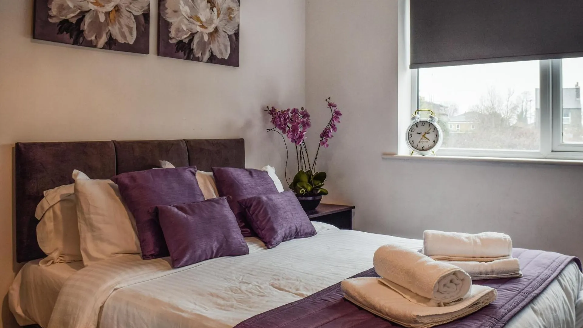 Apartment 1 - Uk48904 Huddersfield 0*,